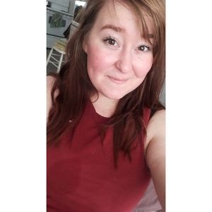 Meet your Posher, Maxine